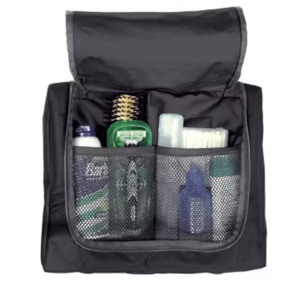 OUTDOOR PRODUCTS 
Outdoor Products XL Mountain
170L Duffel Bag - Black - Picture 16 of 16